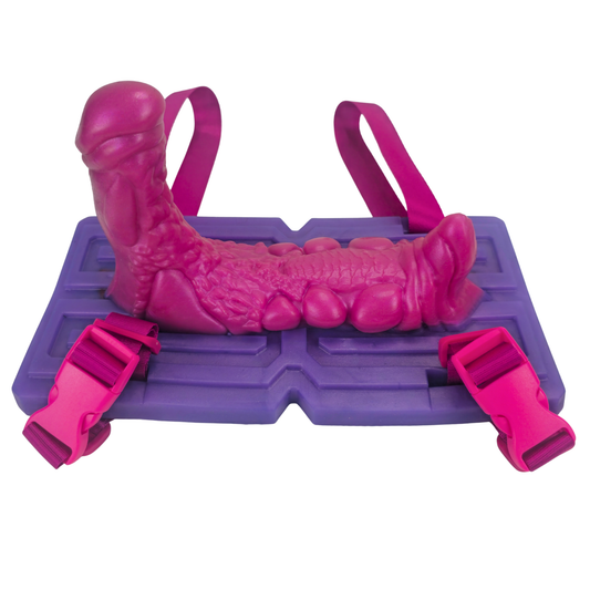 Brat Bucker - Knotty Boi Silicone 2-Way Grinder